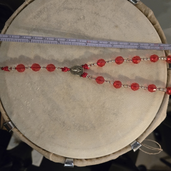 Our lady of Medjugorje crucifix - Picture 4 of 4